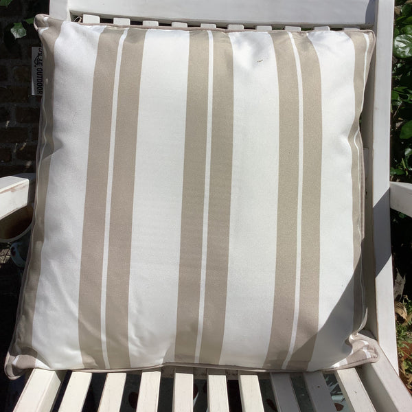 Outdoor kussen zand