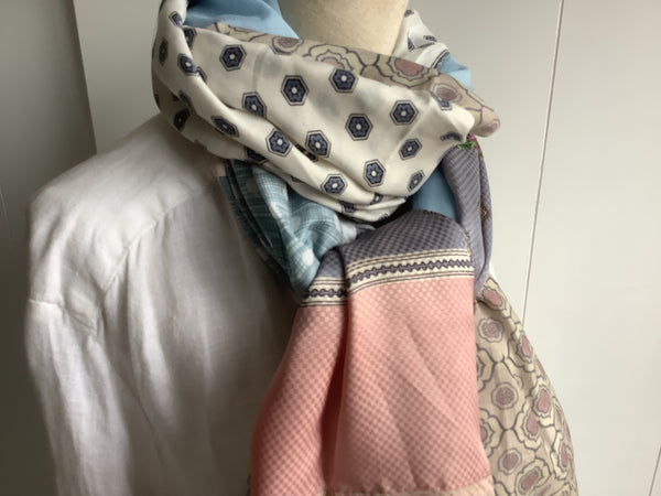 Shawl Marie