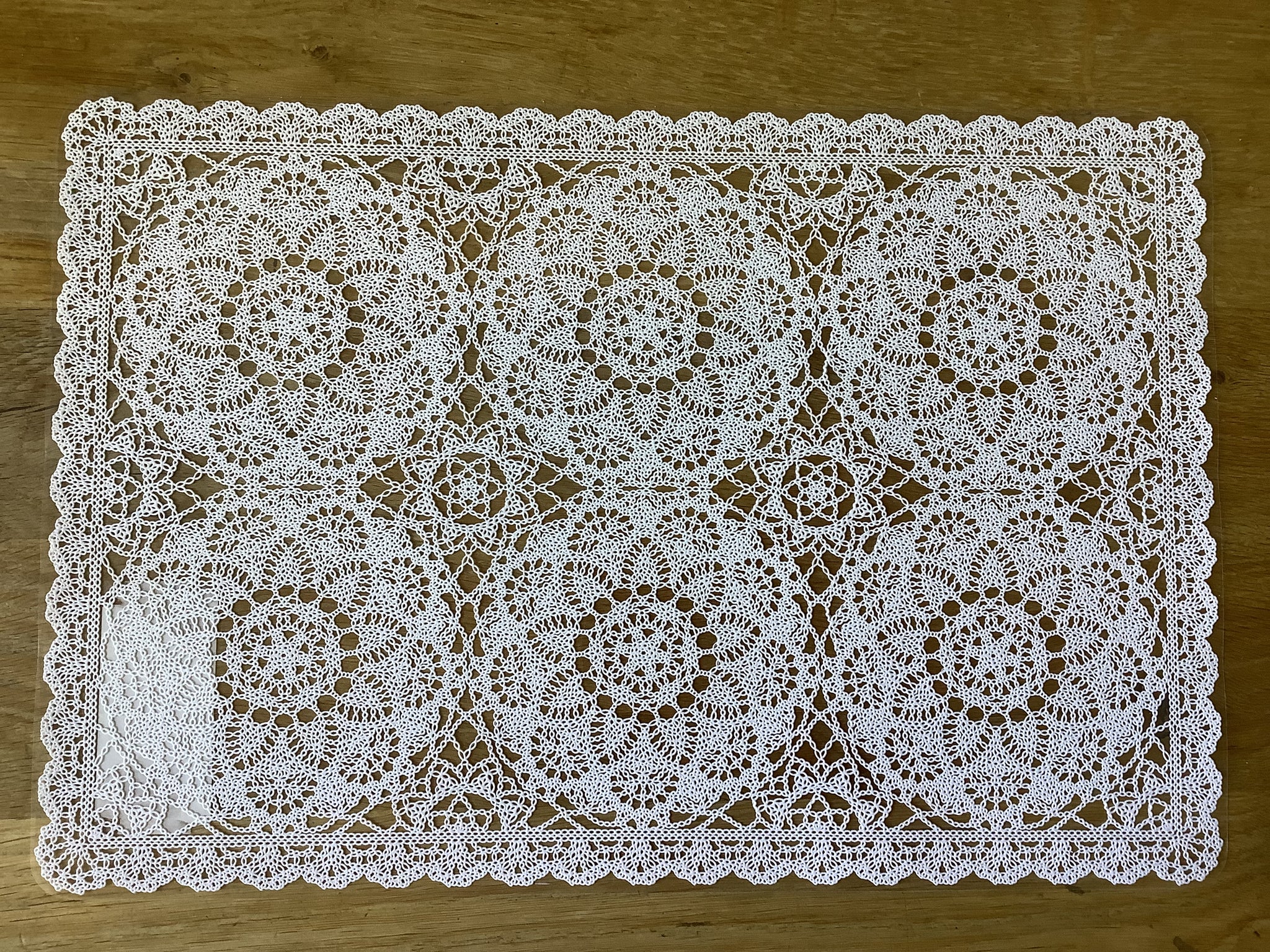 “Kanten” placemats wit