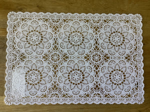 “Kanten” placemats wit