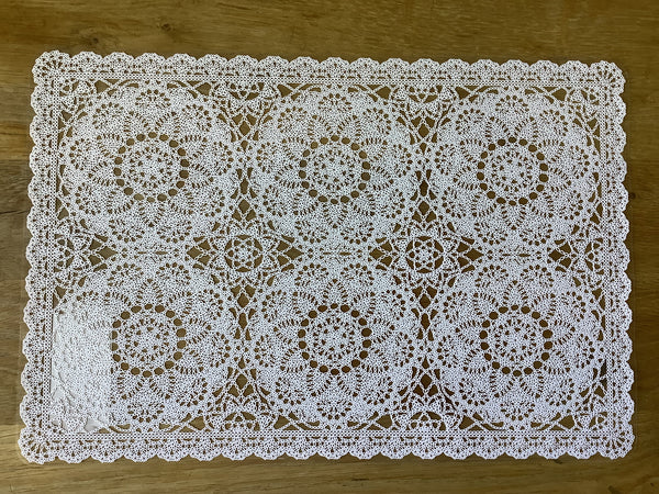 “Kanten” placemats wit