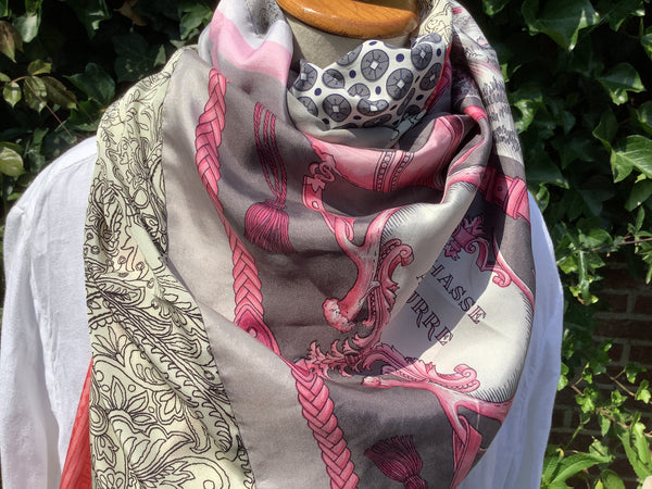 Shawl Sevini